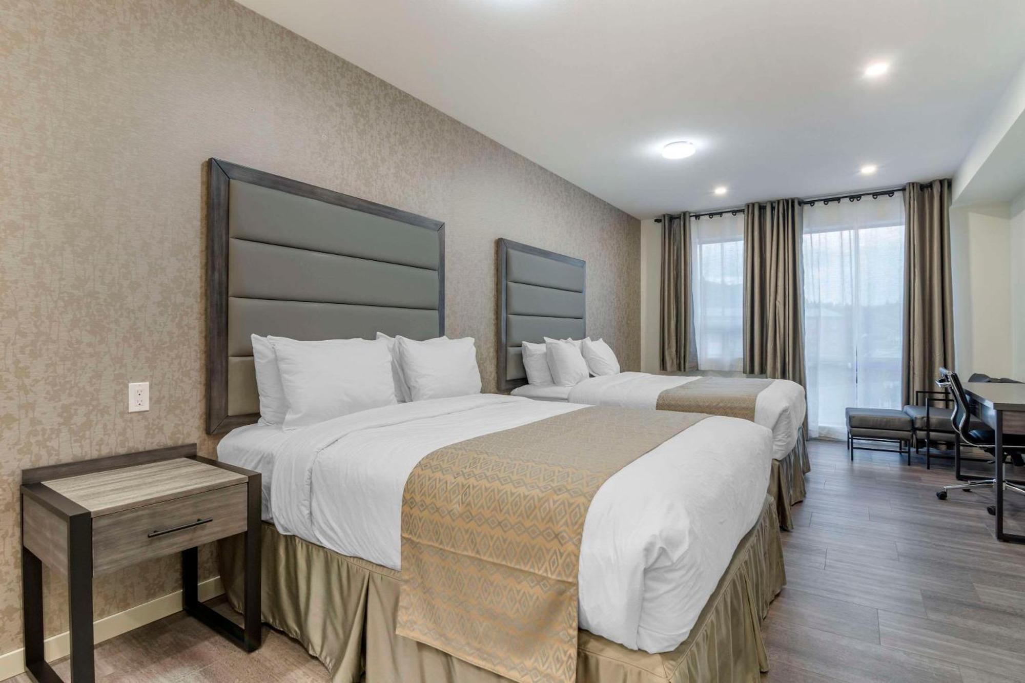 The Hue Hotel, Ascend Hotel Collection Kamloops Extérieur photo